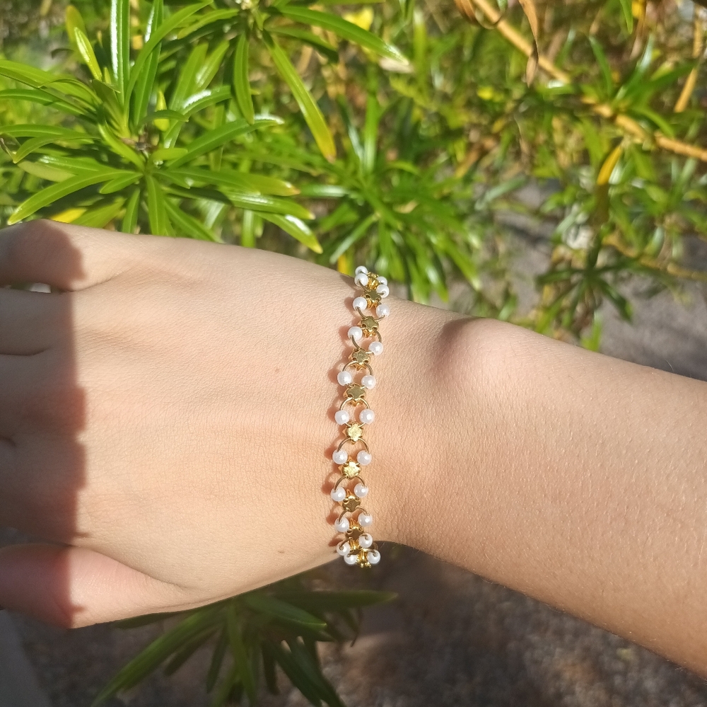 Elegant Gold Tone CZ and Pearl Bracelet - Picture 5 of 5